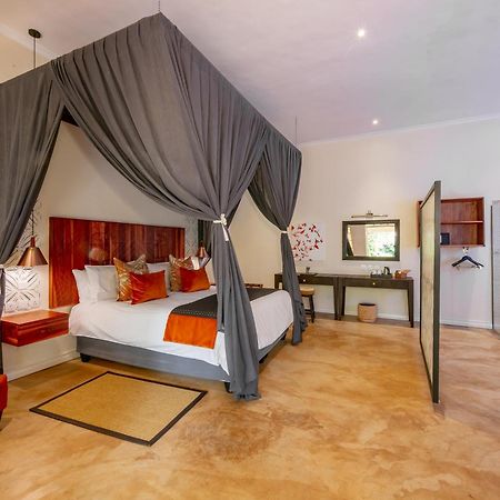 Shongwe Lookout Villa Victoria Falls Exterior photo
