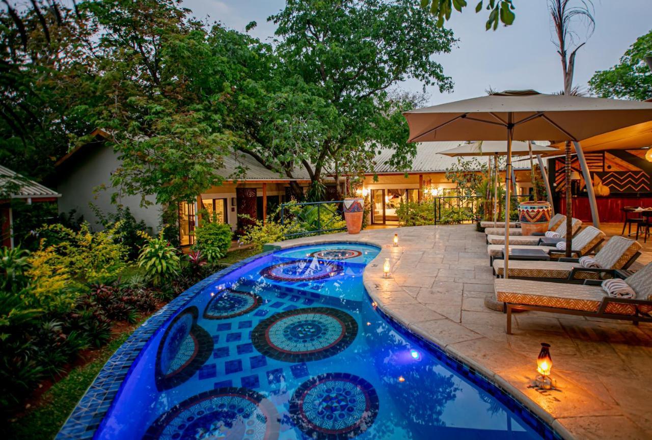 Shongwe Lookout Villa Victoria Falls Exterior photo